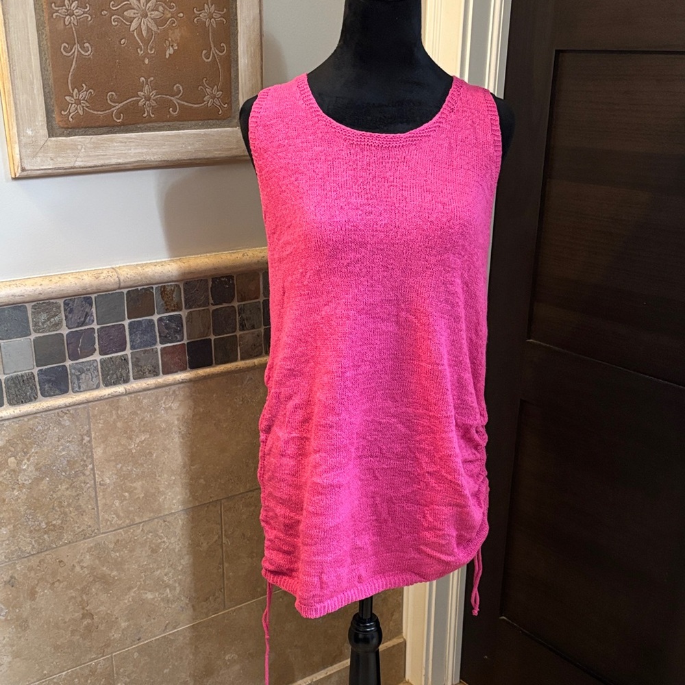 Pink Sleeveless Women's Top